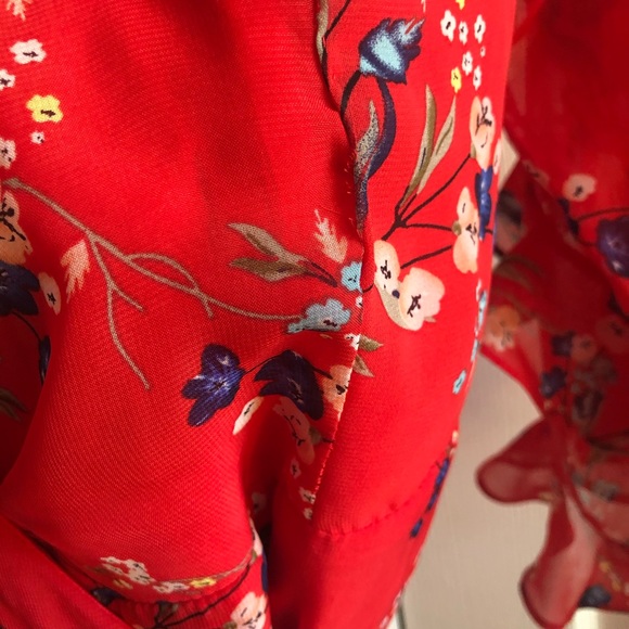 Red floral Wrap Midi Dress - Picture 5 of 7
